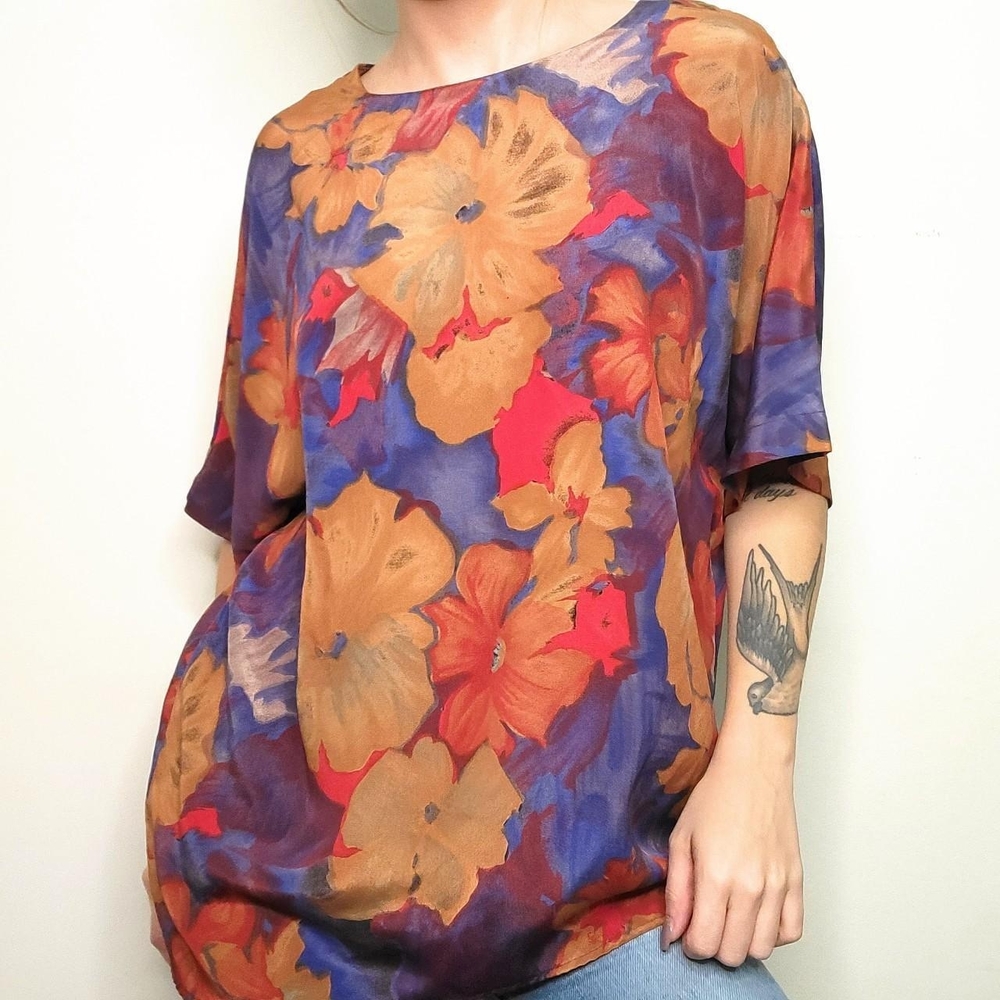 1990s Vintage Colorful Floral Short Sleeve Shirt